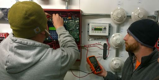 How To Hire An Electrician: Checklist And Tips